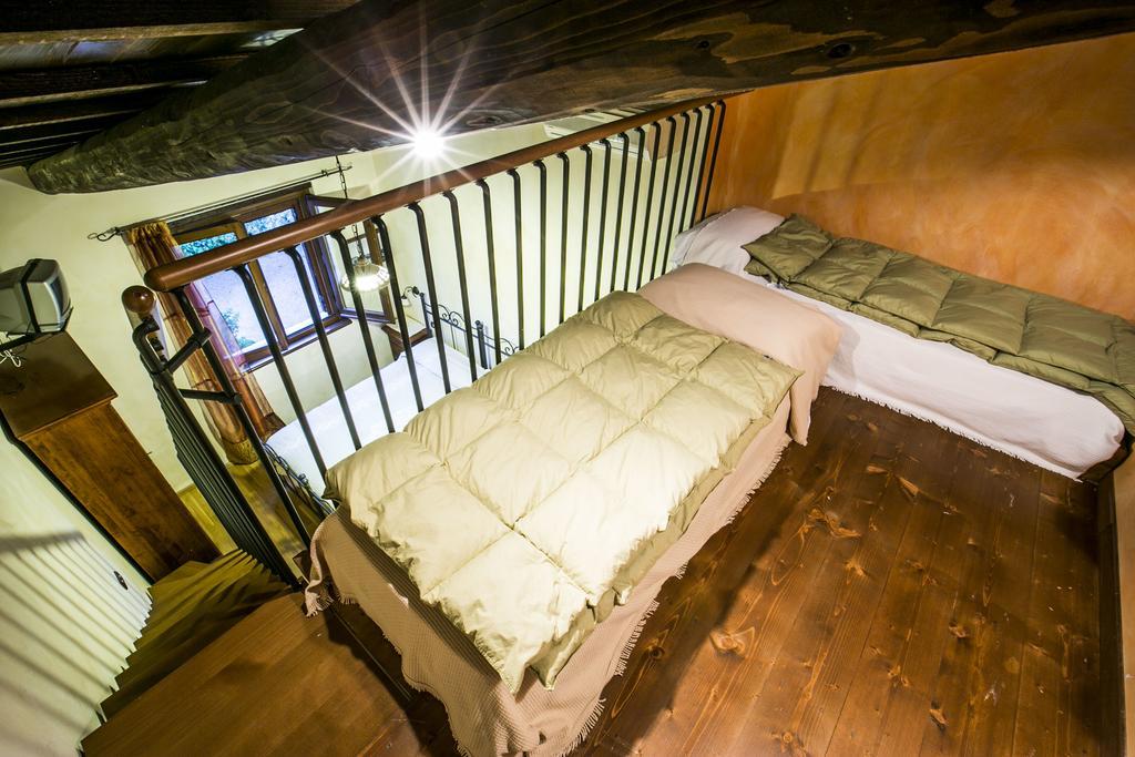 Bed and Breakfast Agriturismo Col Morino Pineto Exterior foto